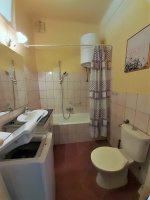 Váci utca 
bérlet: 140 EFt - 30 m2 Eladó lakás Budapest